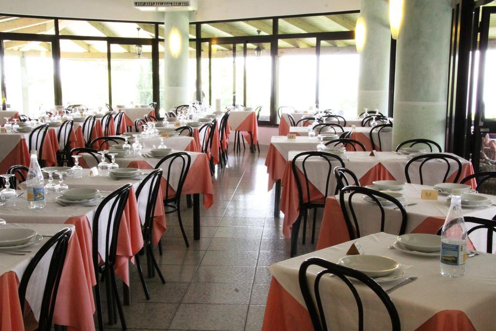 Hotel Marinella Капо-Ватикано Екстер'єр фото