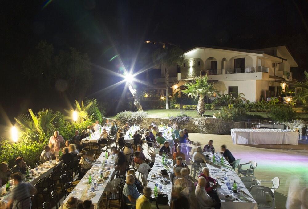 Hotel Marinella Капо-Ватикано Екстер'єр фото