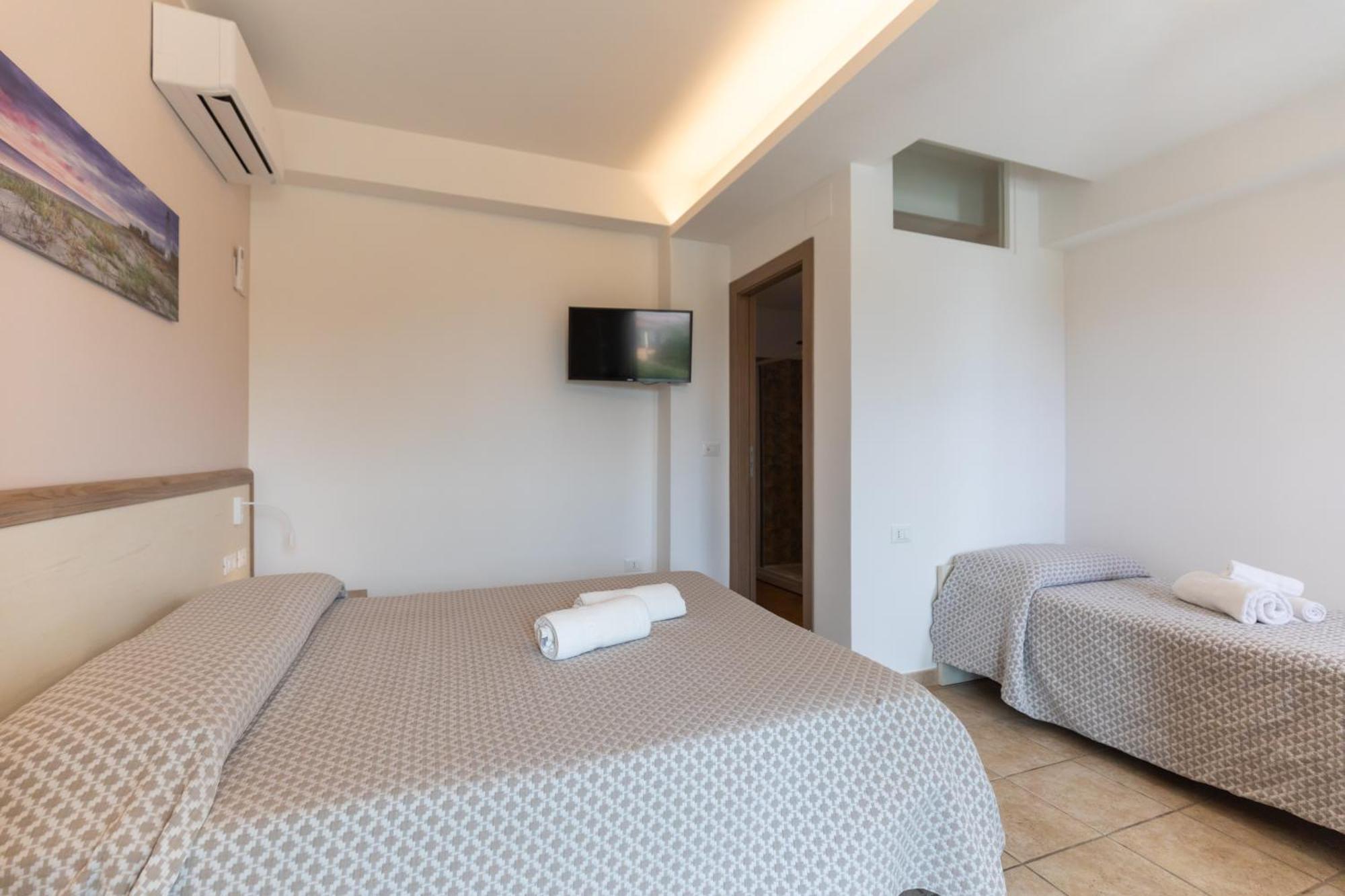 Hotel Marinella Капо-Ватикано Екстер'єр фото