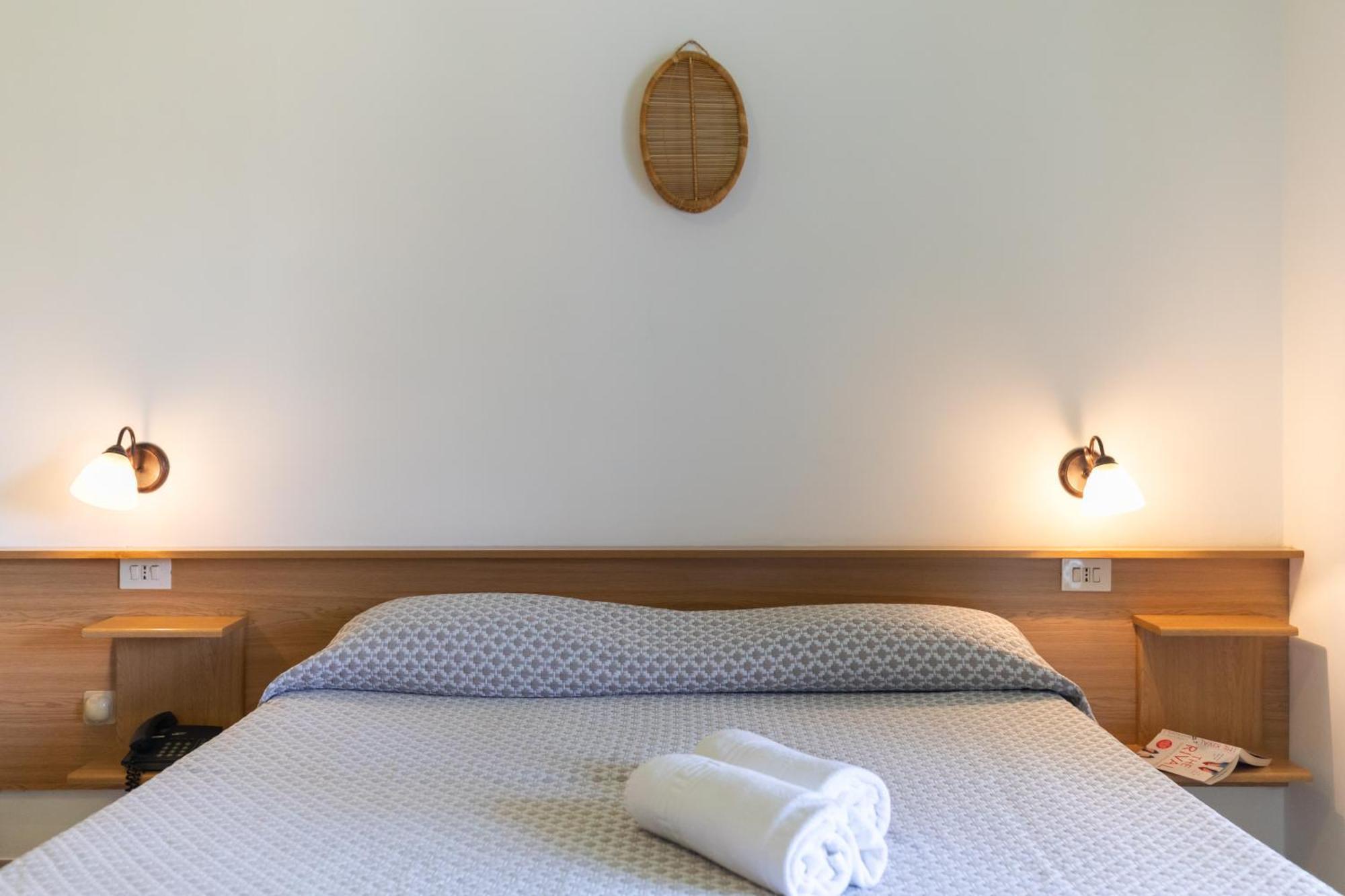 Hotel Marinella Капо-Ватикано Екстер'єр фото
